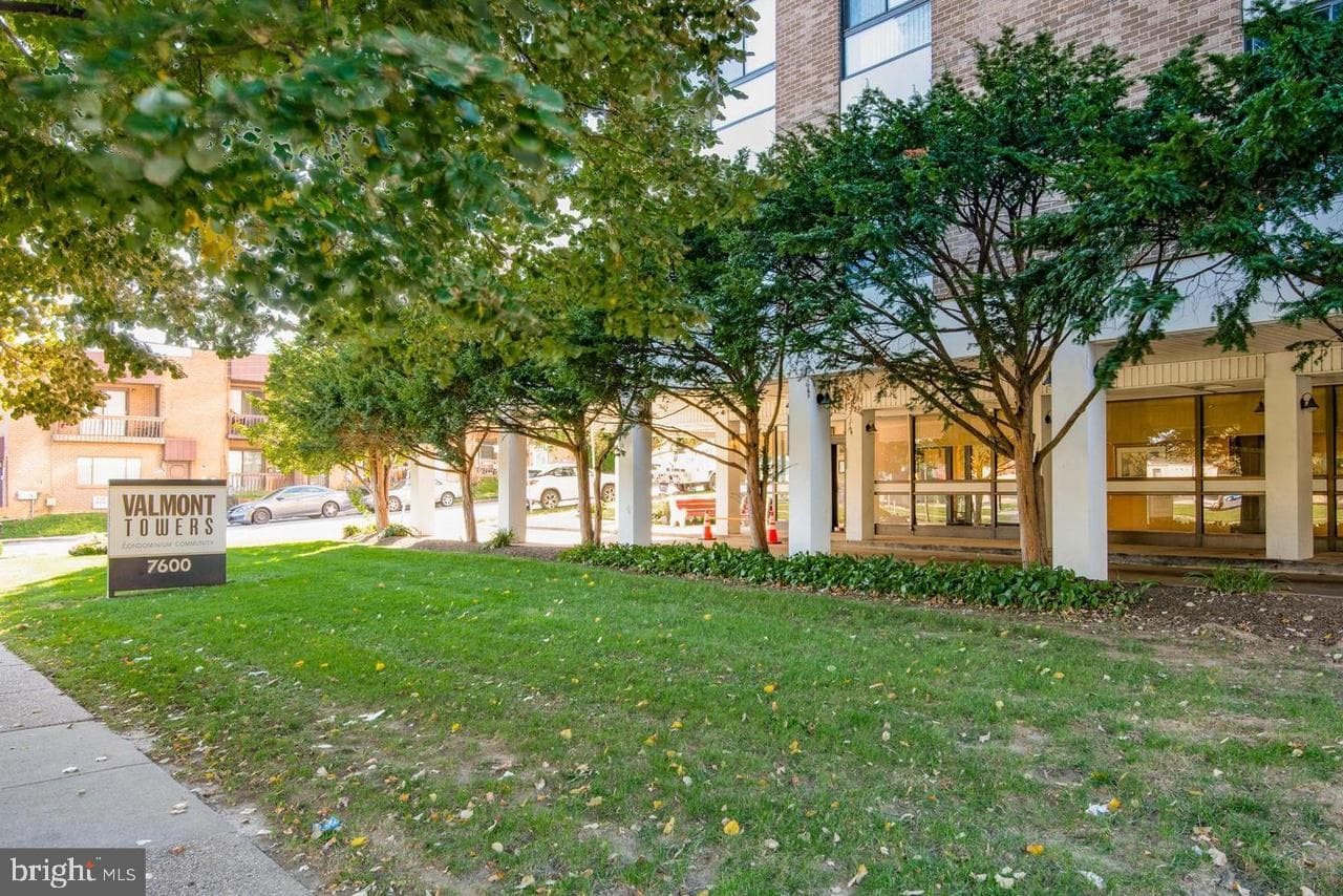 7600 Roosevelt Boulevard #701