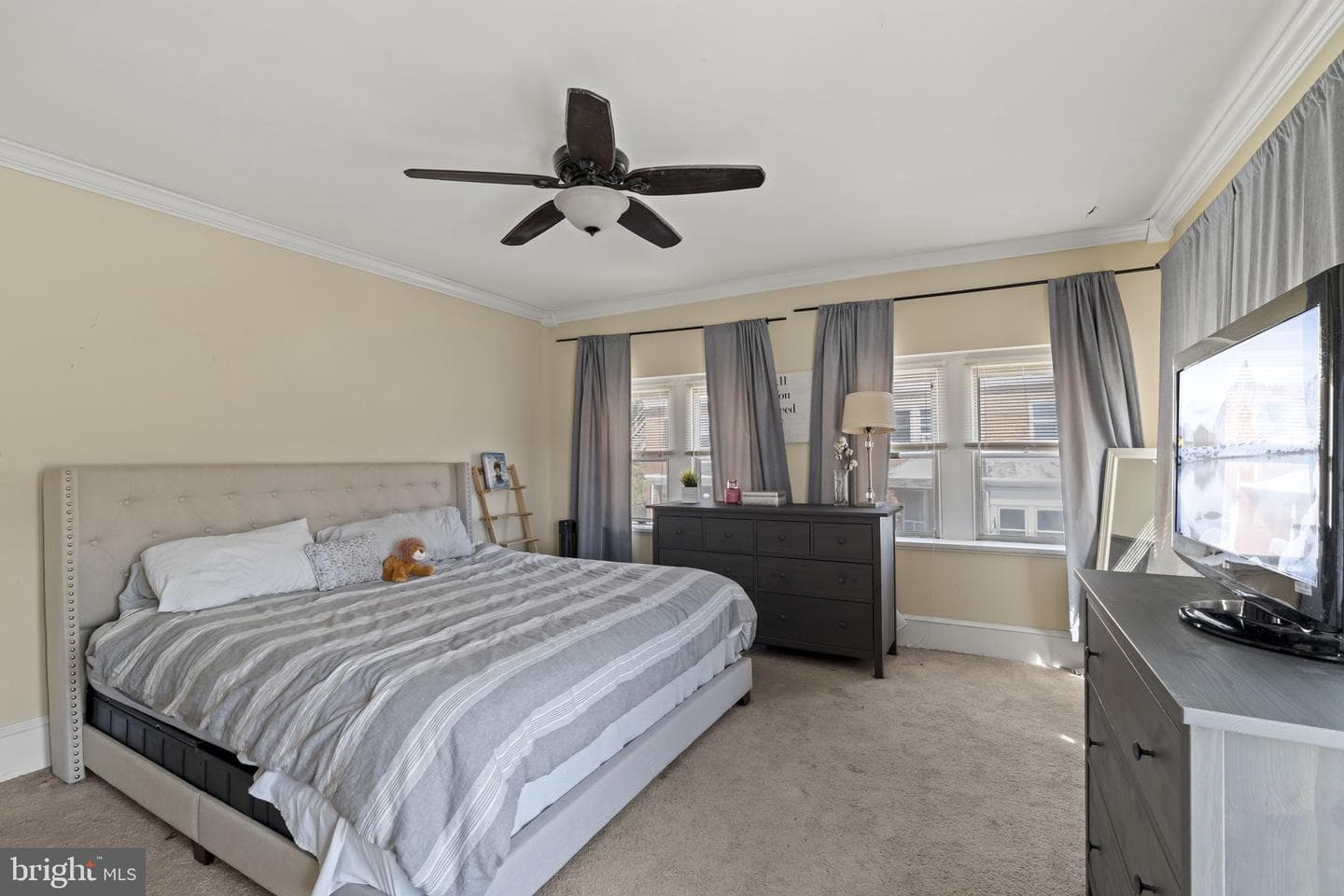 155 Jamestown Street photo 16