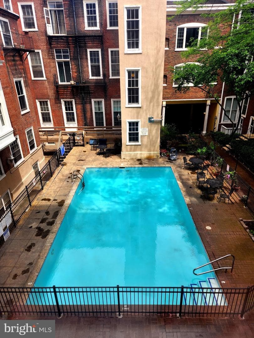 1008 Spruce Street #22 photo 38