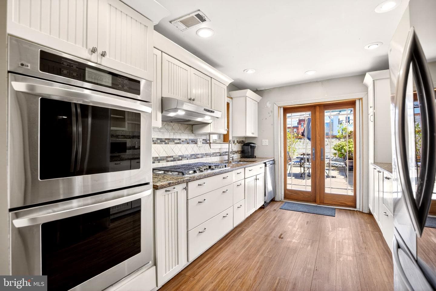 1119 E Moyamensing Avenue photo 9