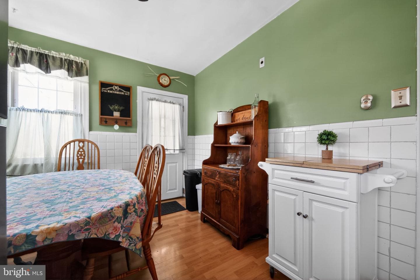 3124 Guilford Street photo 10