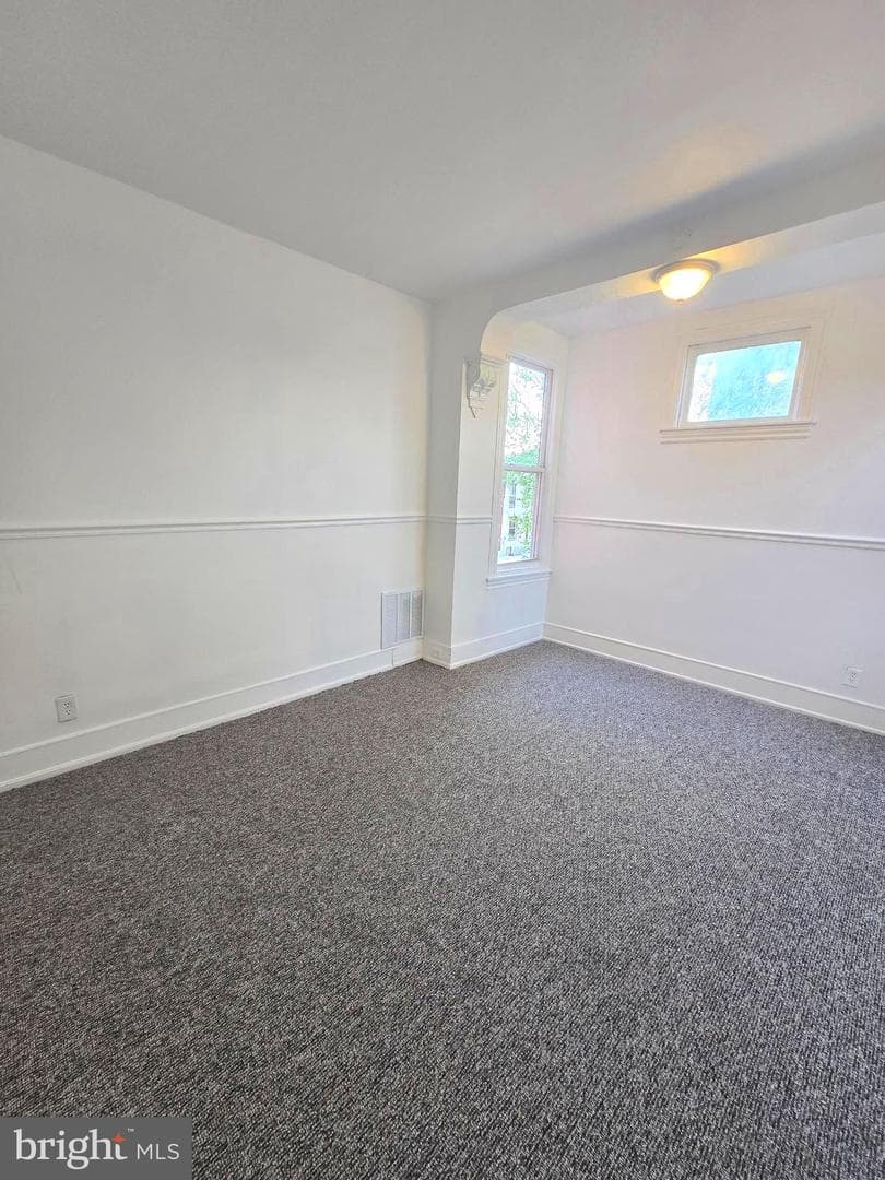 1513 W Tioga Street photo 37