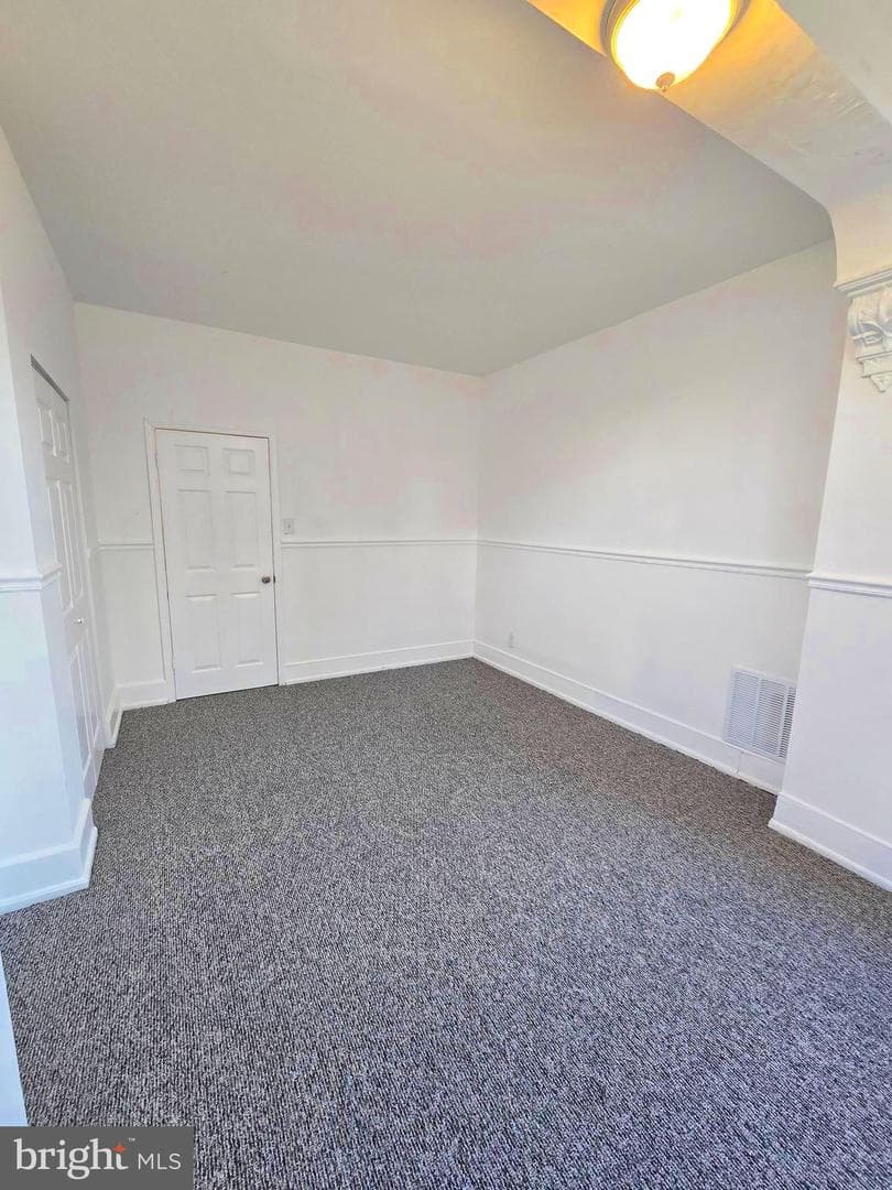 1513 W Tioga Street photo 38