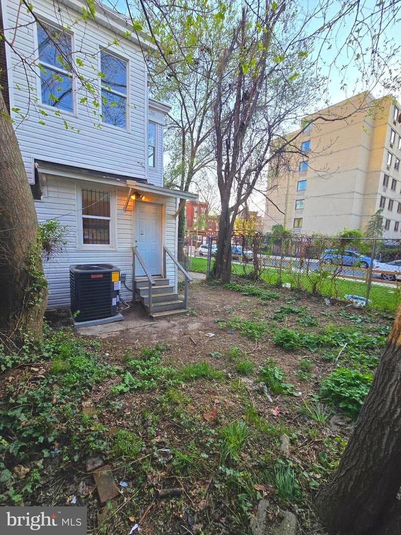 1513 W Tioga Street photo 54