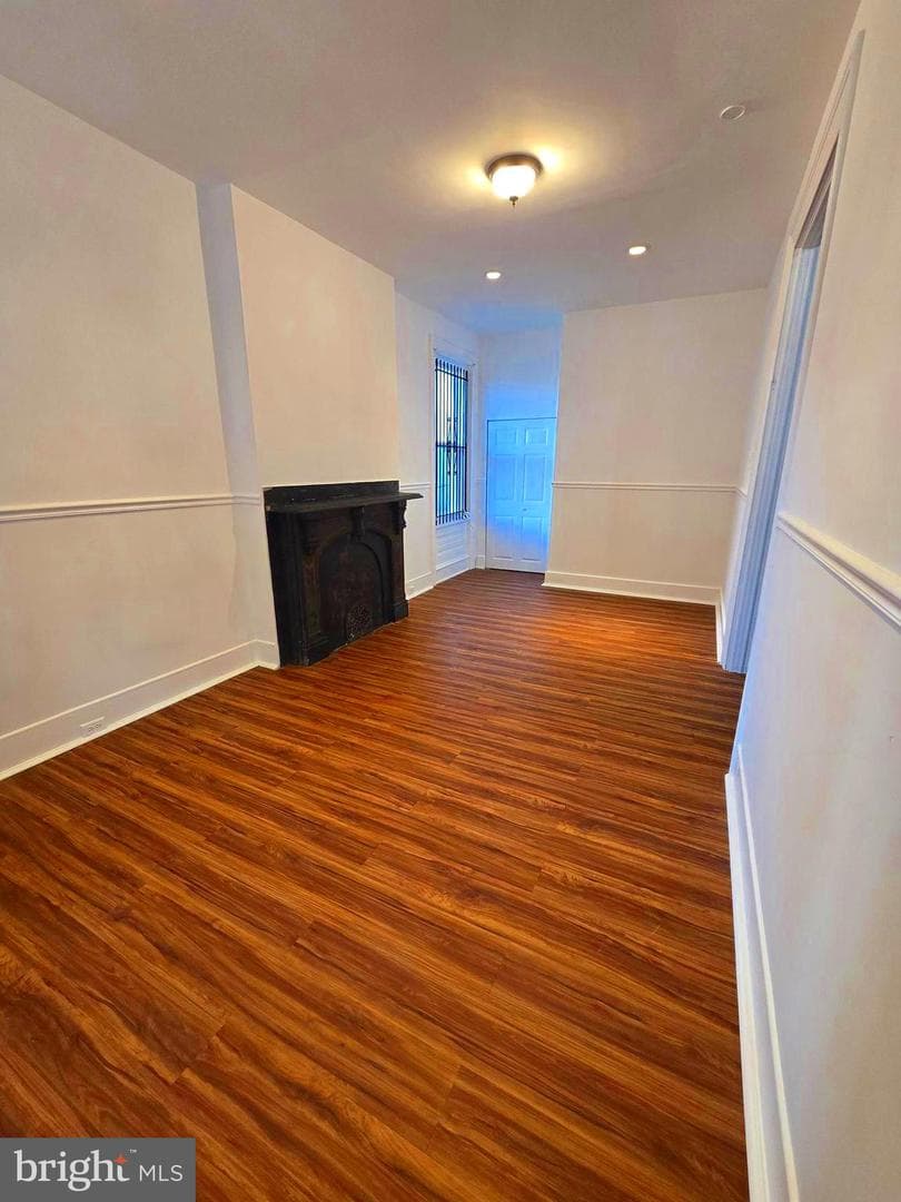 1513 W Tioga Street photo 8