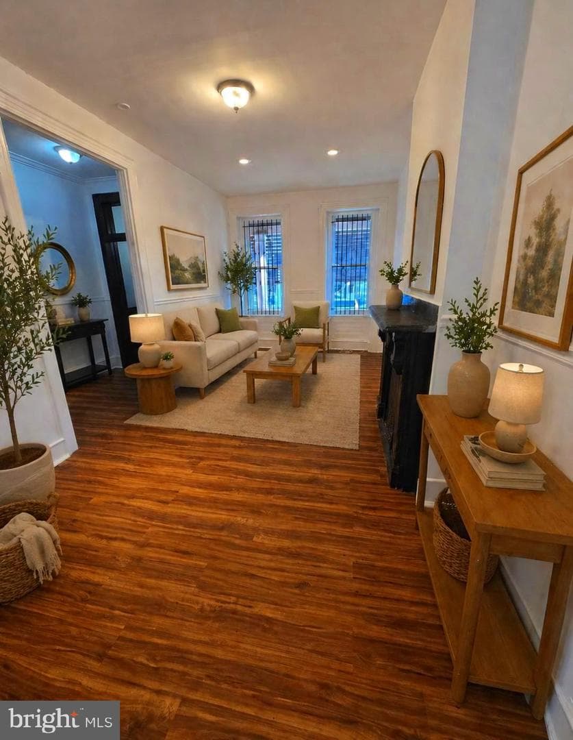 1513 W Tioga Street photo 9