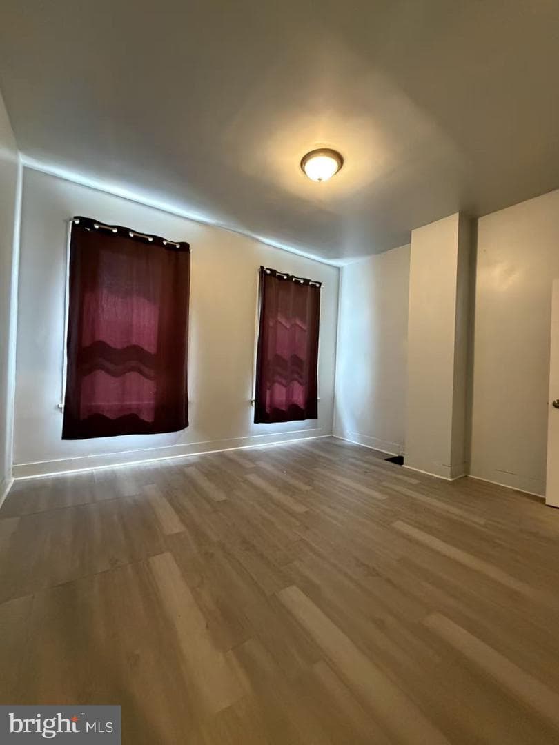 3464 Kensington Avenue photo 5