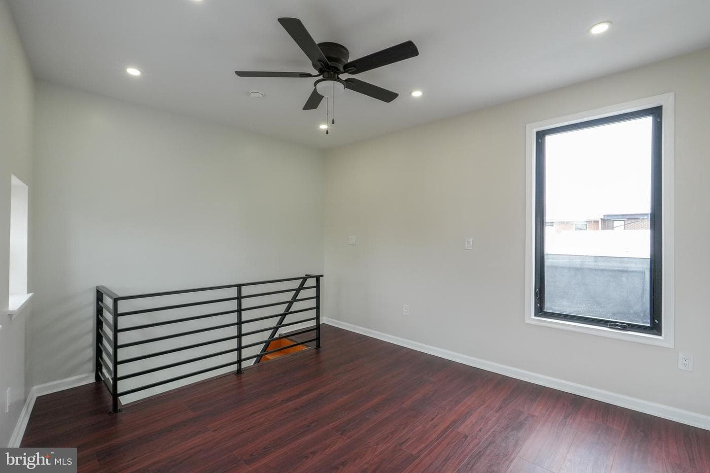 1236 E Moyamensing Avenue photo 16