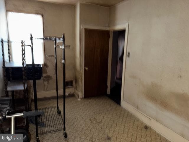 3141 Salmon Street photo 4