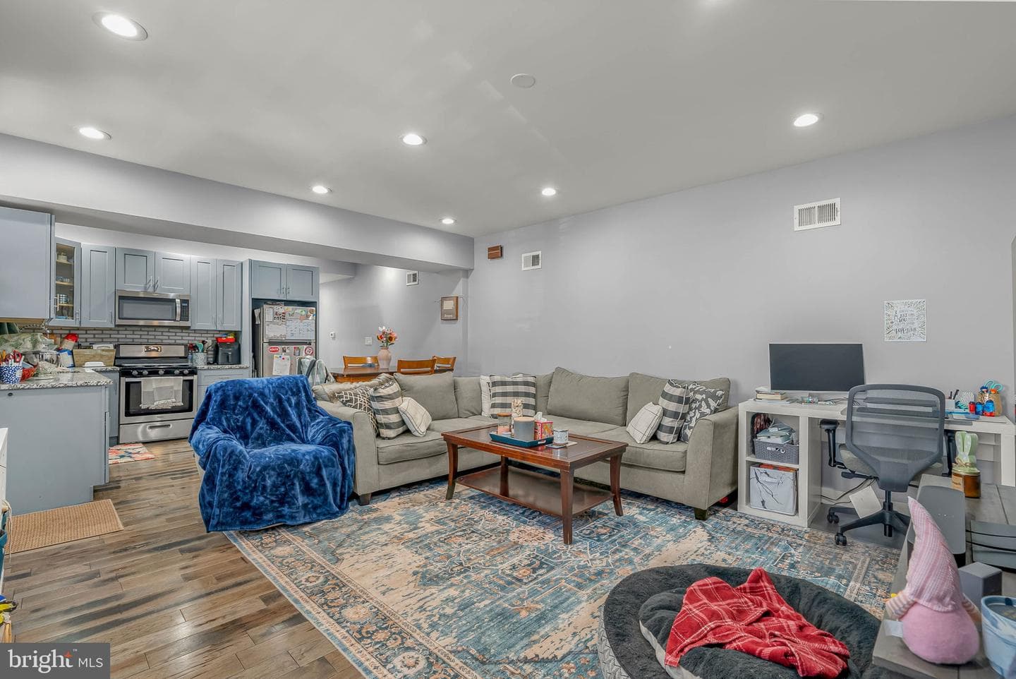 4146 Pechin Street photo 9