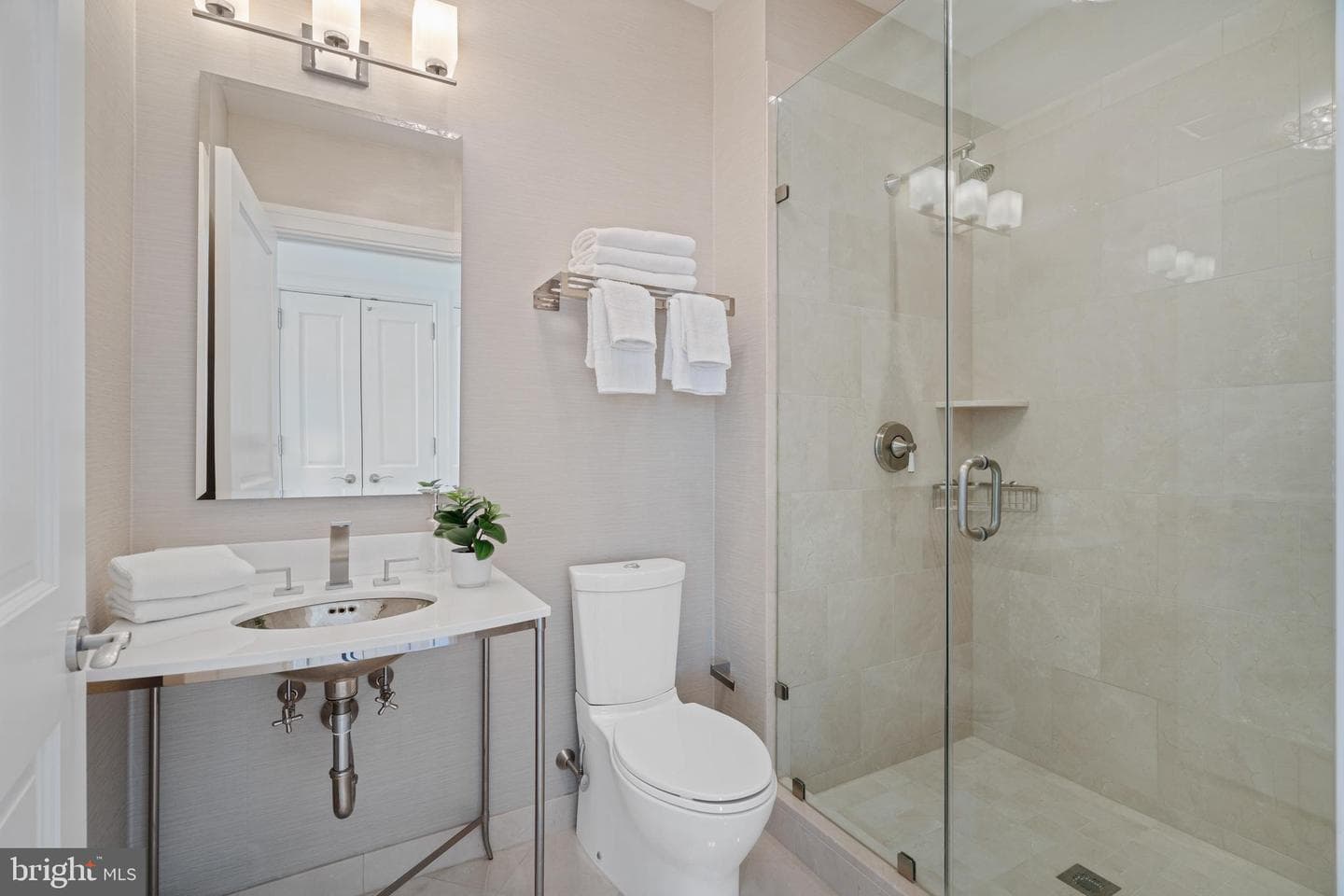 130 S 18th Street #1602 photo 23