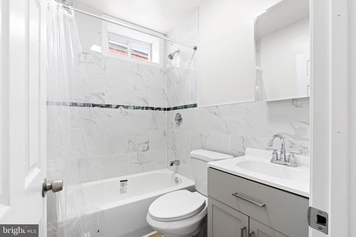 5428 Regent Street photo 18