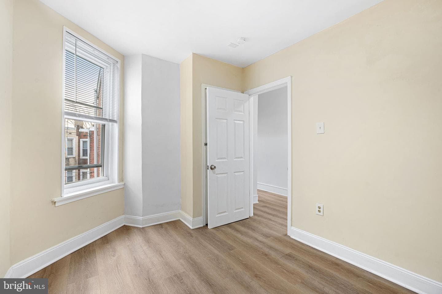 5428 Regent Street photo 20