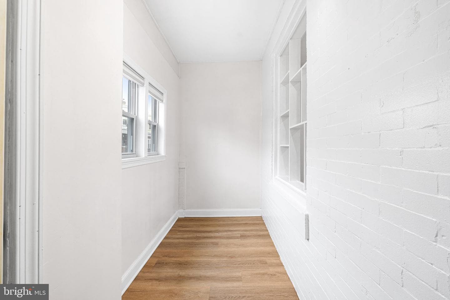 5428 Regent Street photo 3