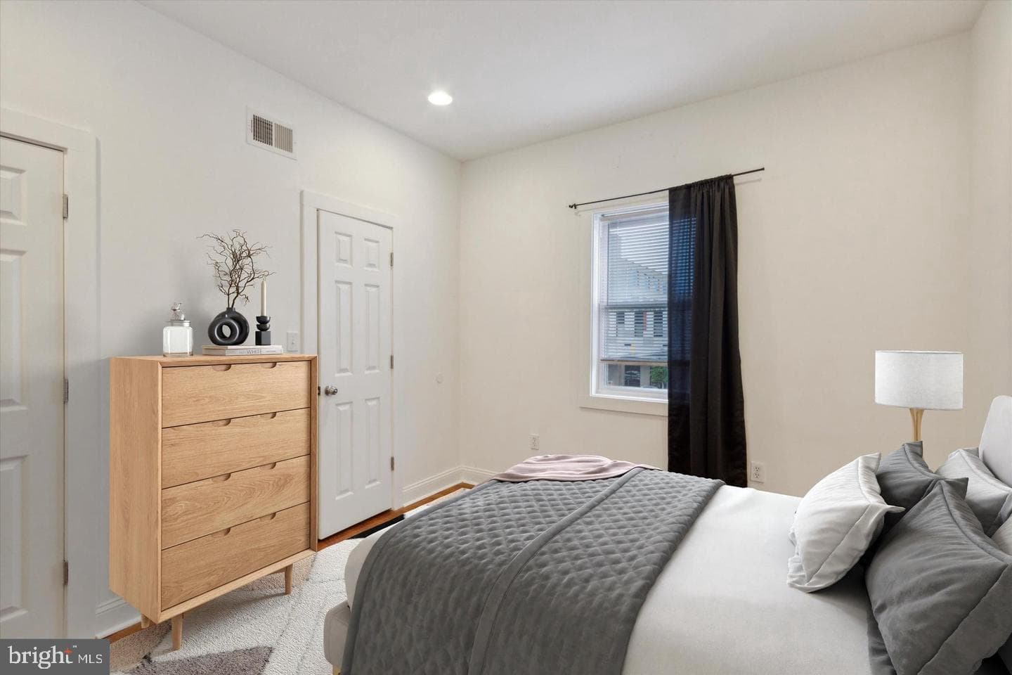 1557 N Orkney Street photo 12