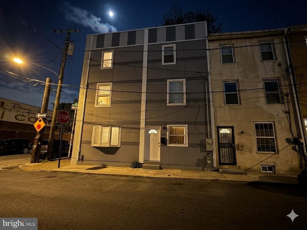 1557 N Orkney Street photo 19