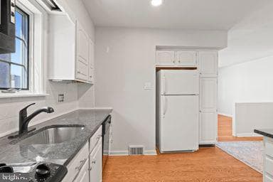 2712 Mower Street photo 20