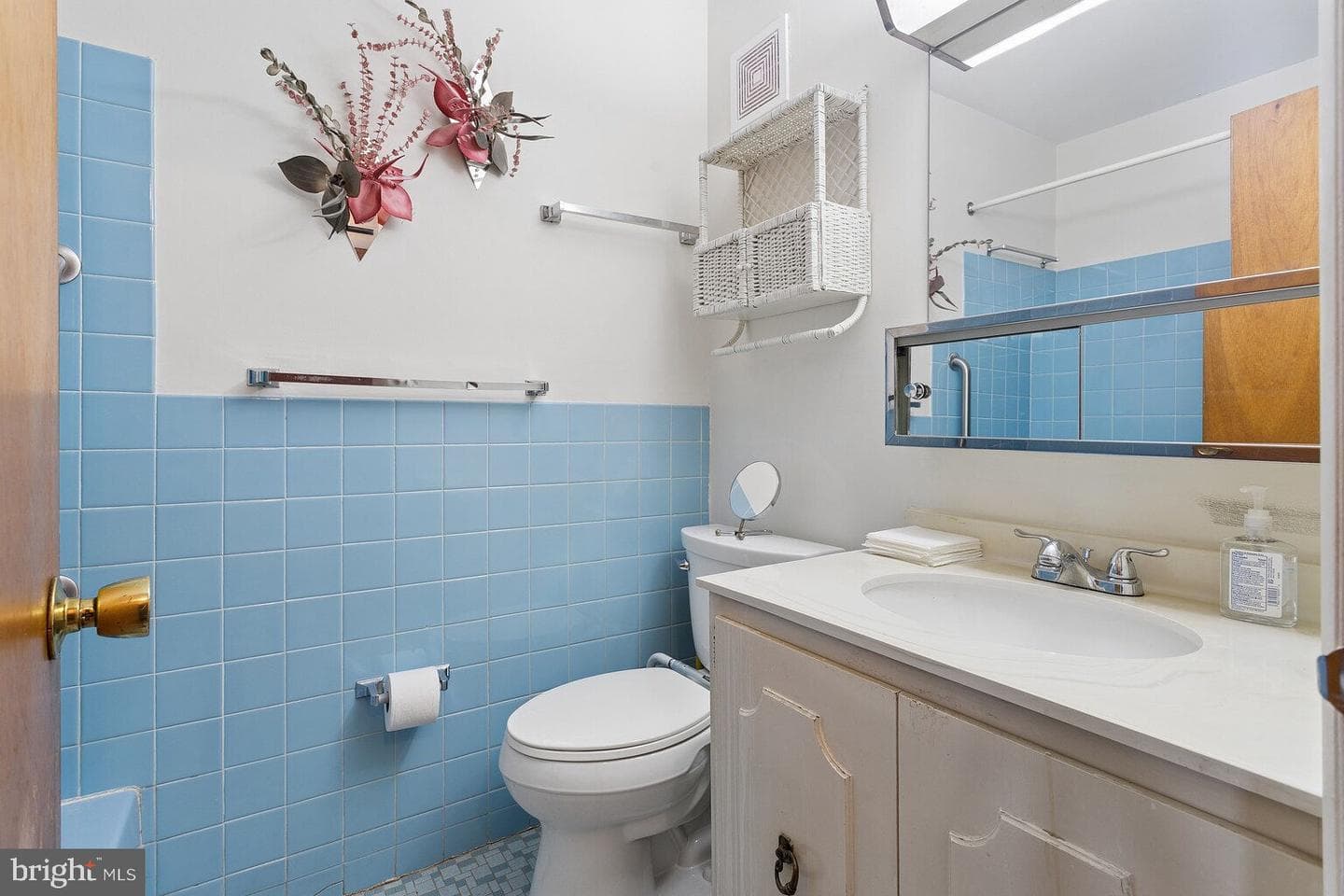 12010 Academy Road photo 18