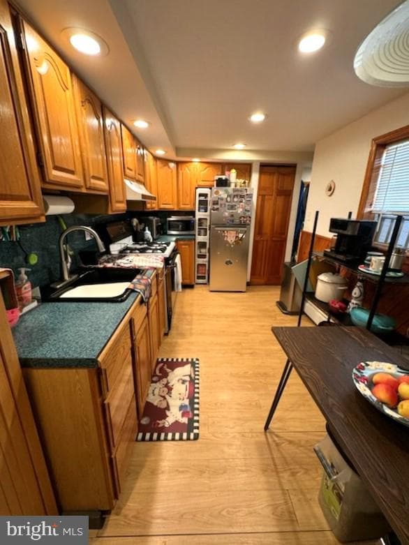 2710 E Birch Street photo 6