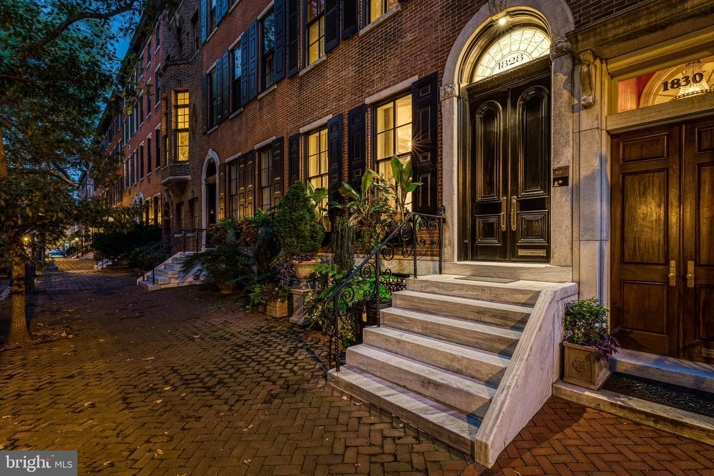1828 Delancey Place photo 2