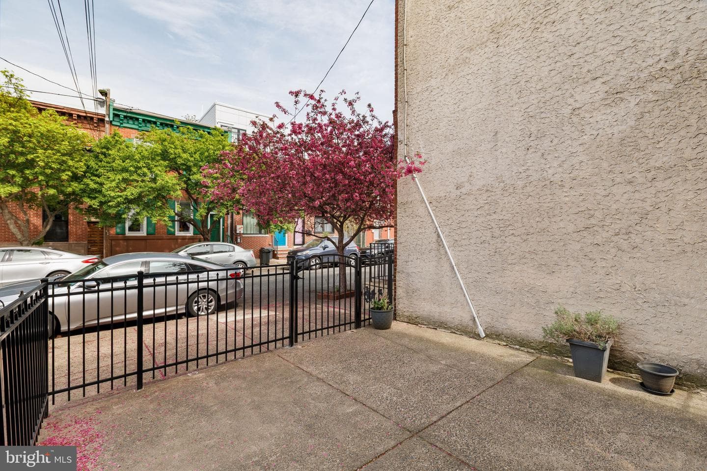 2318 E Letterly Street photo 25
