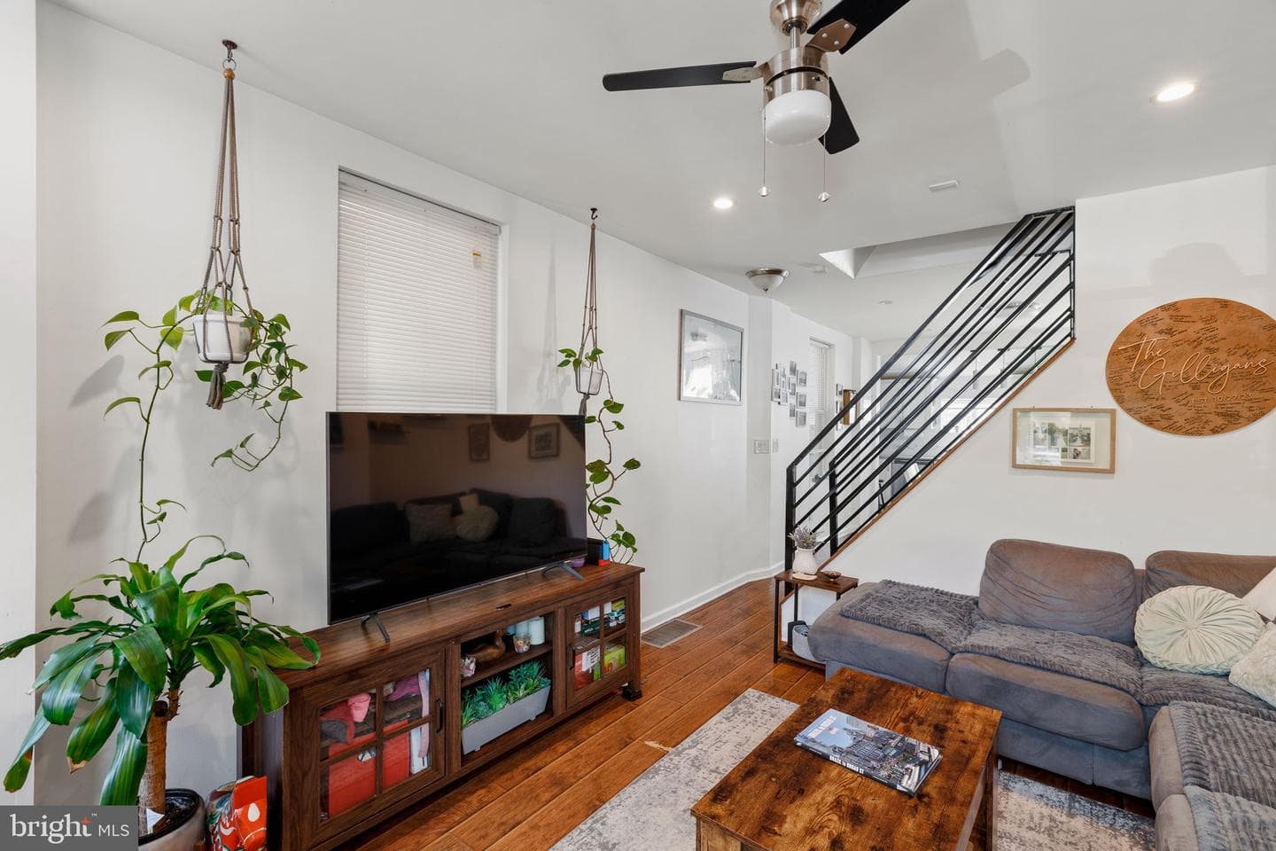 2318 E Letterly Street photo 6