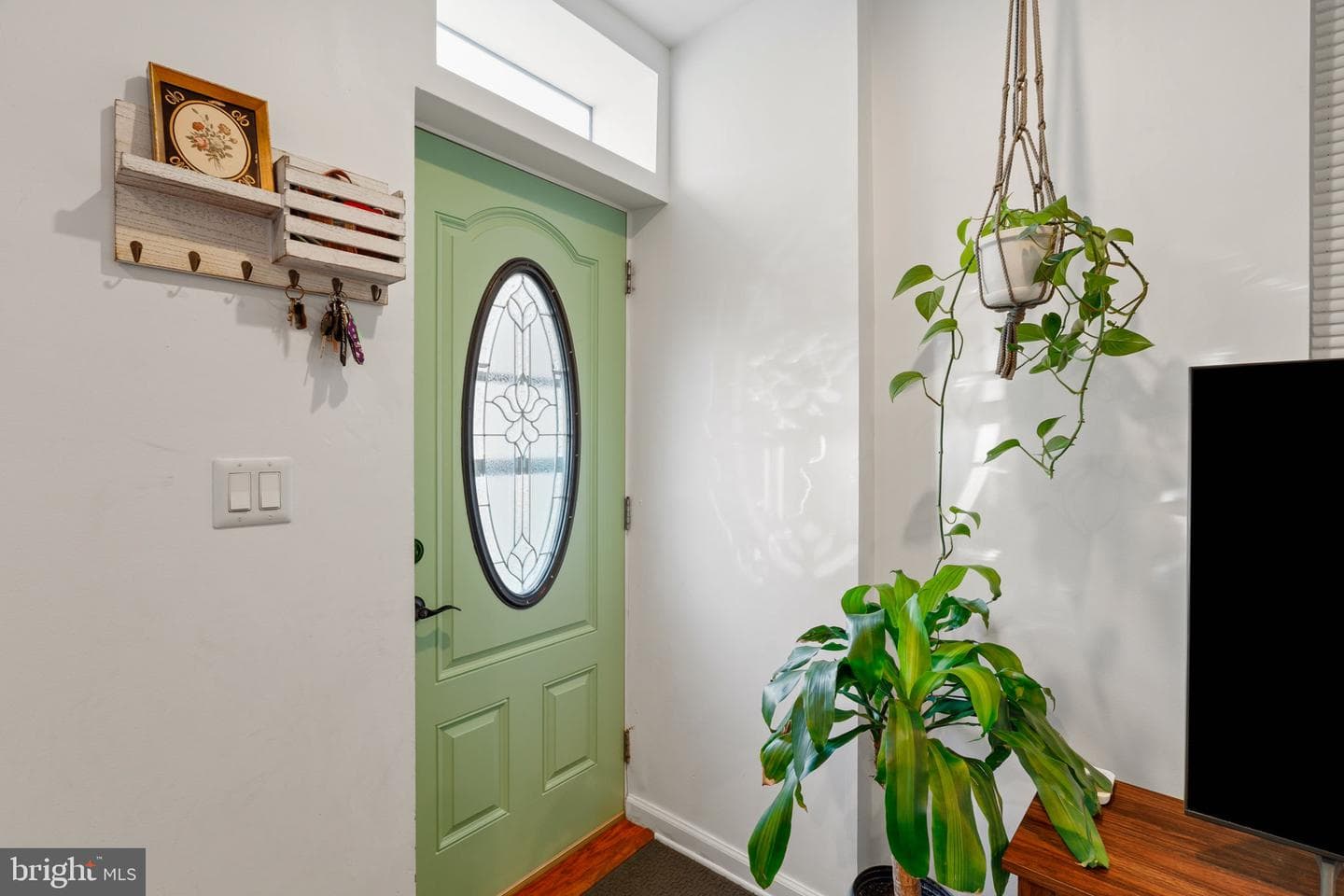 2318 E Letterly Street photo 7