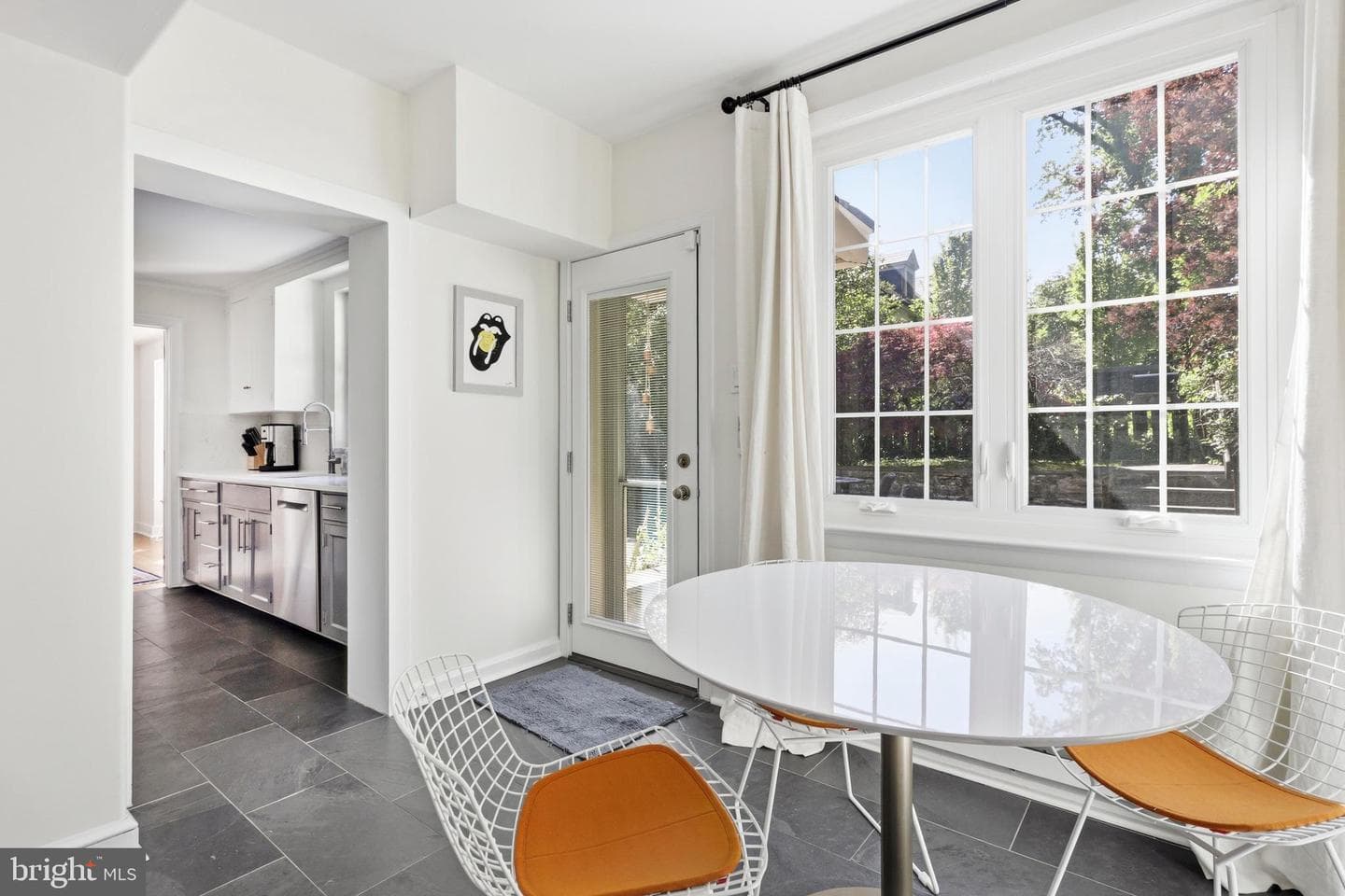 155 Rex Avenue photo 10