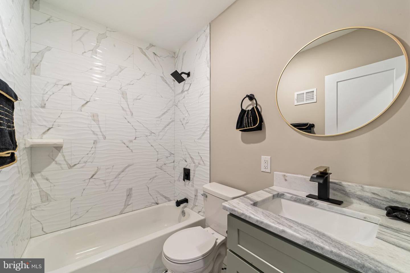 4707 Sansom Street photo 23