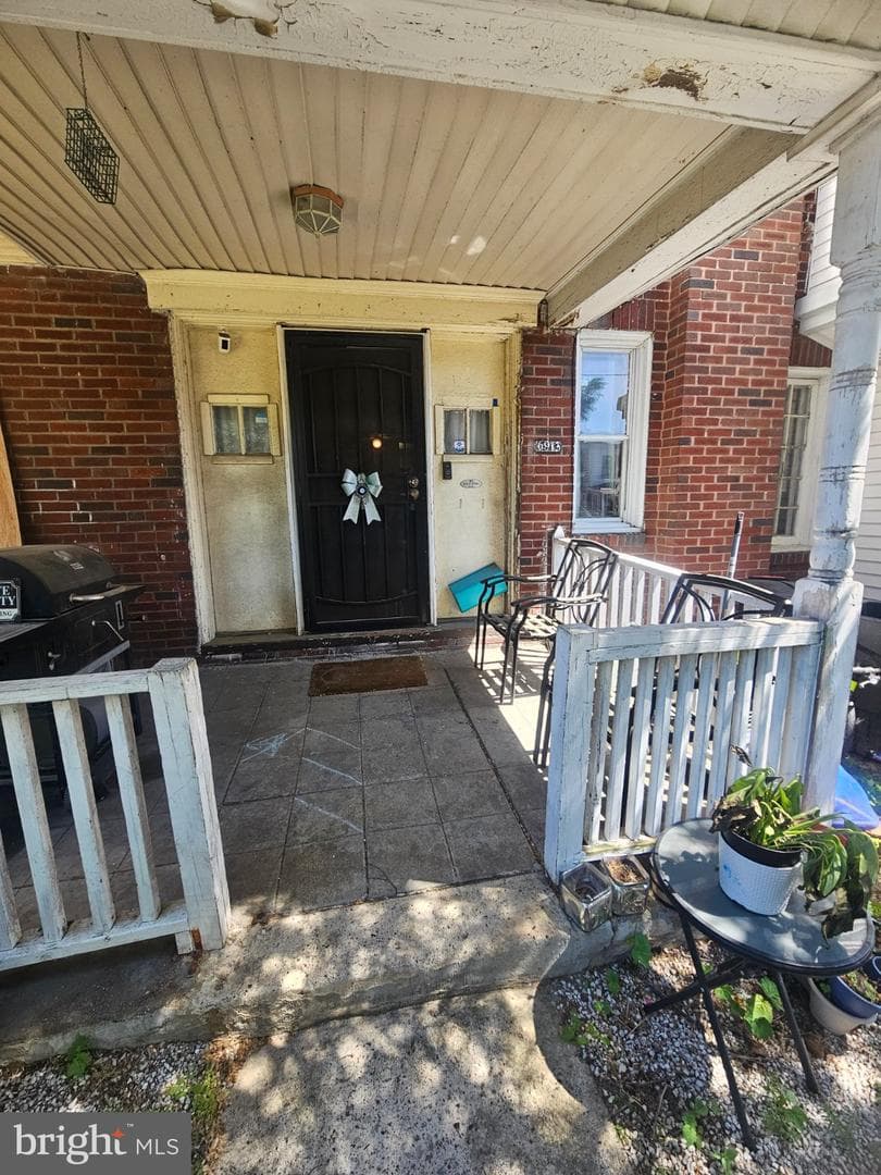 6913 Rodney Street photo 17