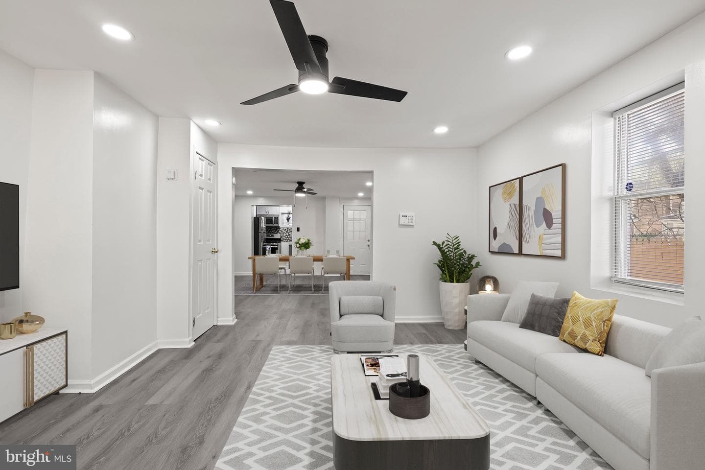 1738 Margaret, Philadelphia