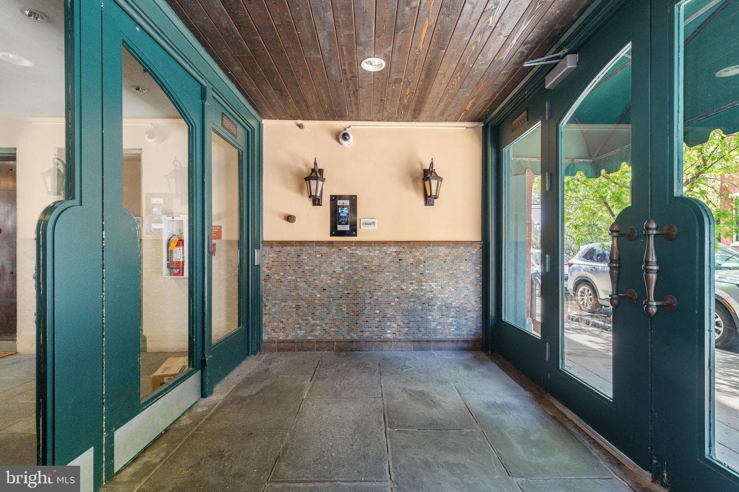 627 N 18th Street #108 photo 3