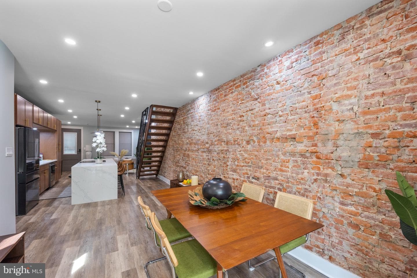 6034 Osage Avenue photo 9