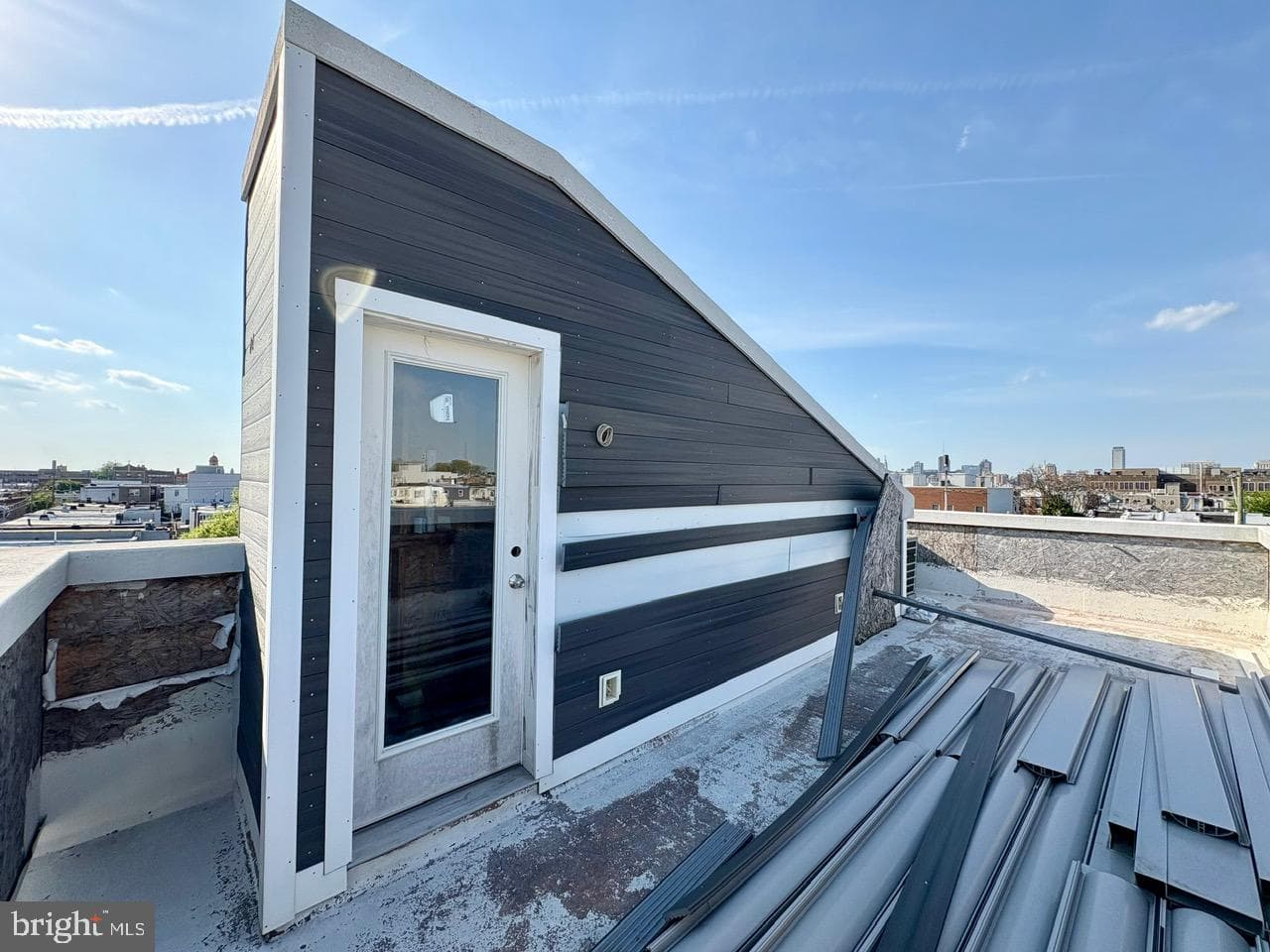 634 Watkins Street photo 20