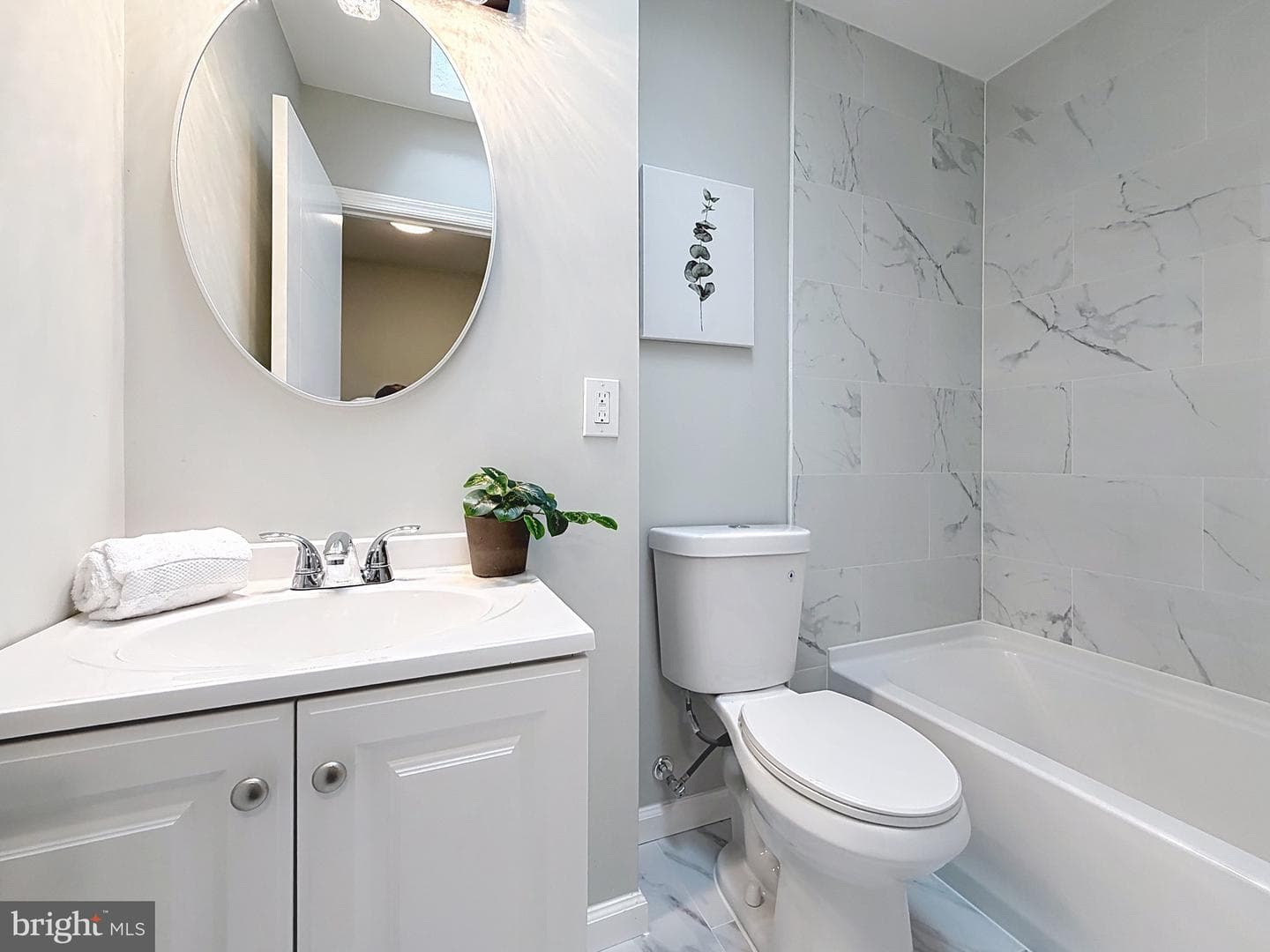 7528 Valley Avenue photo 33