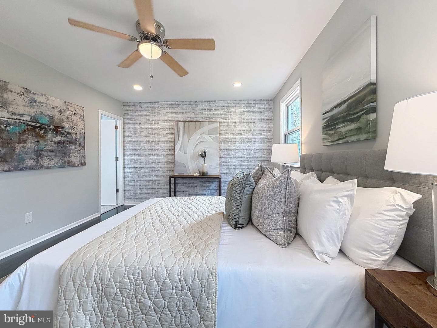 7528 Valley Avenue photo 47