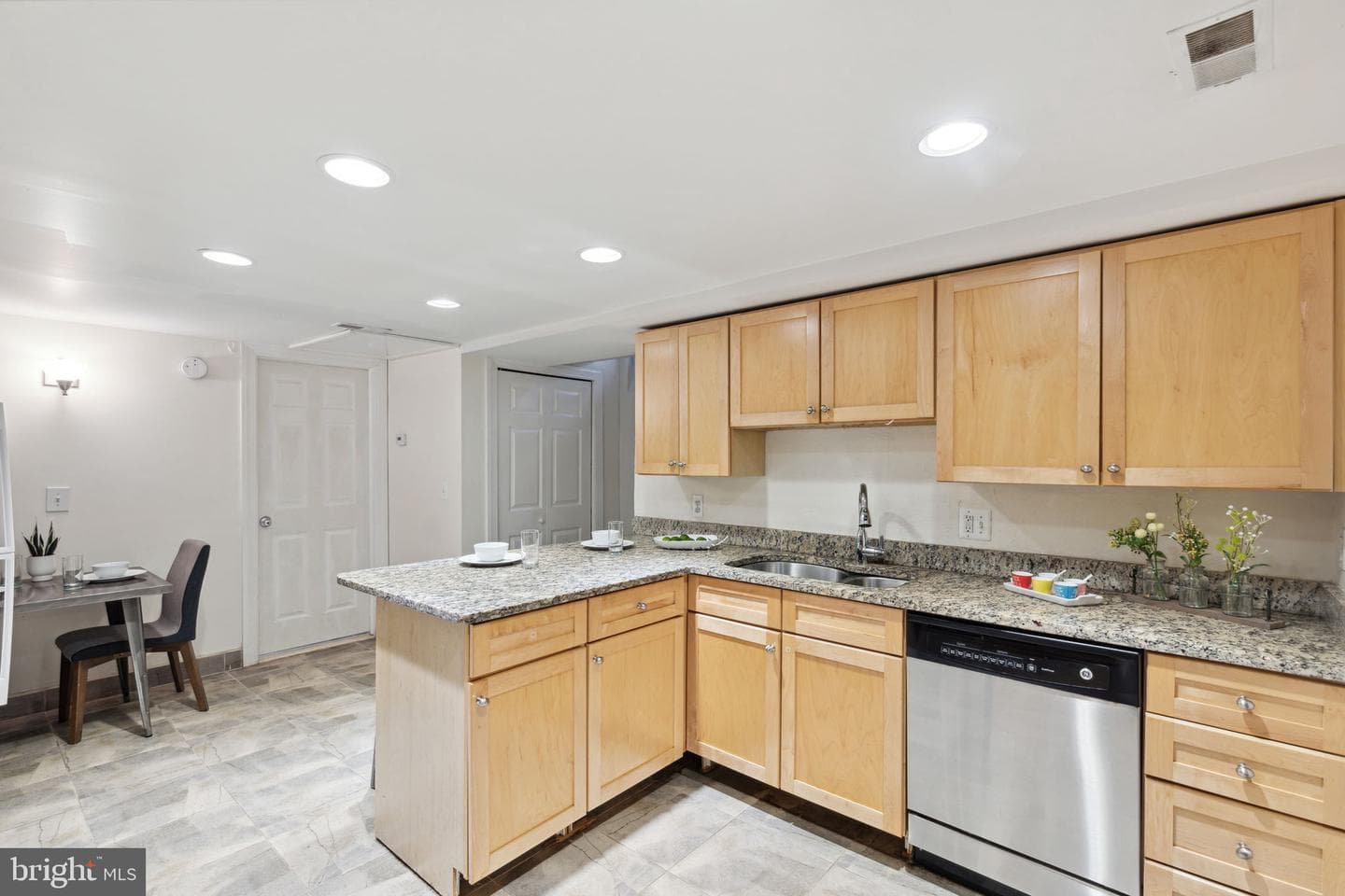1305 Spruce Street #th1c photo 8