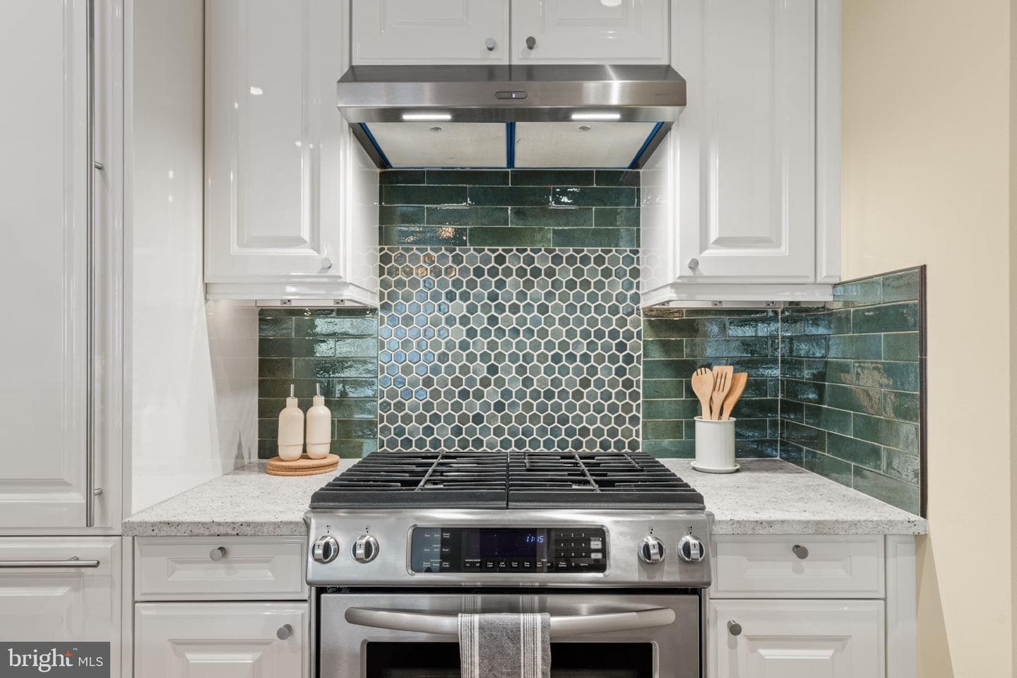 130 S 18th Street #609 photo 3