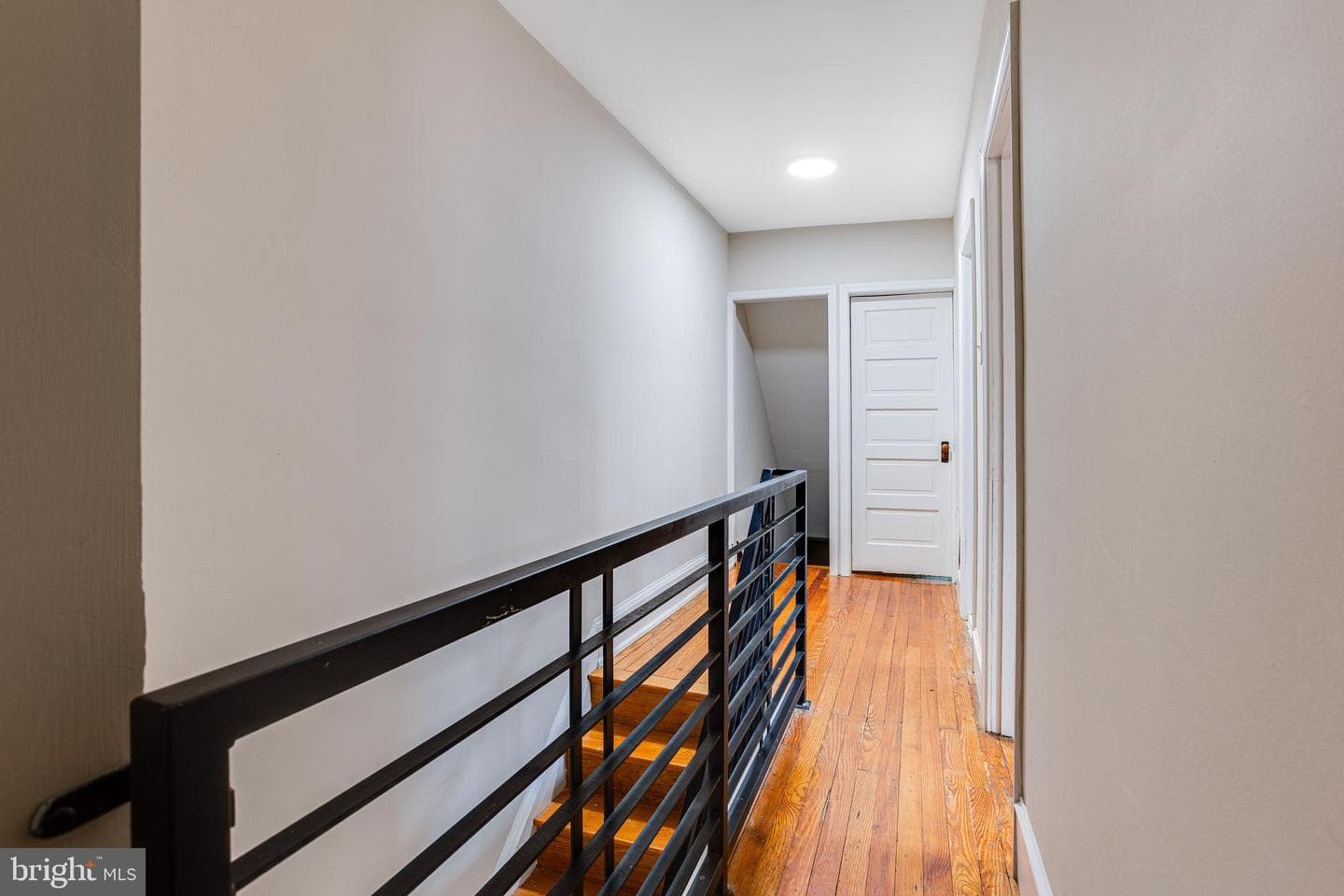 313 Gates Street photo 18