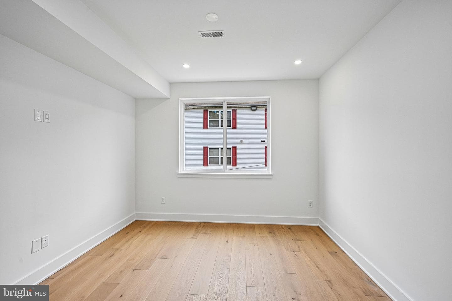 1311 S 32nd Street photo 20