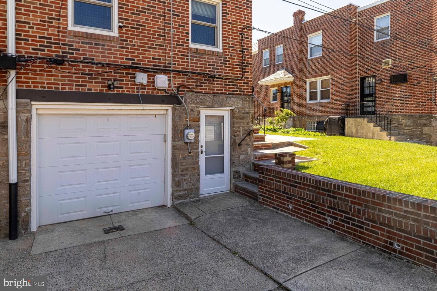 1117 E Barringer Street photo 32