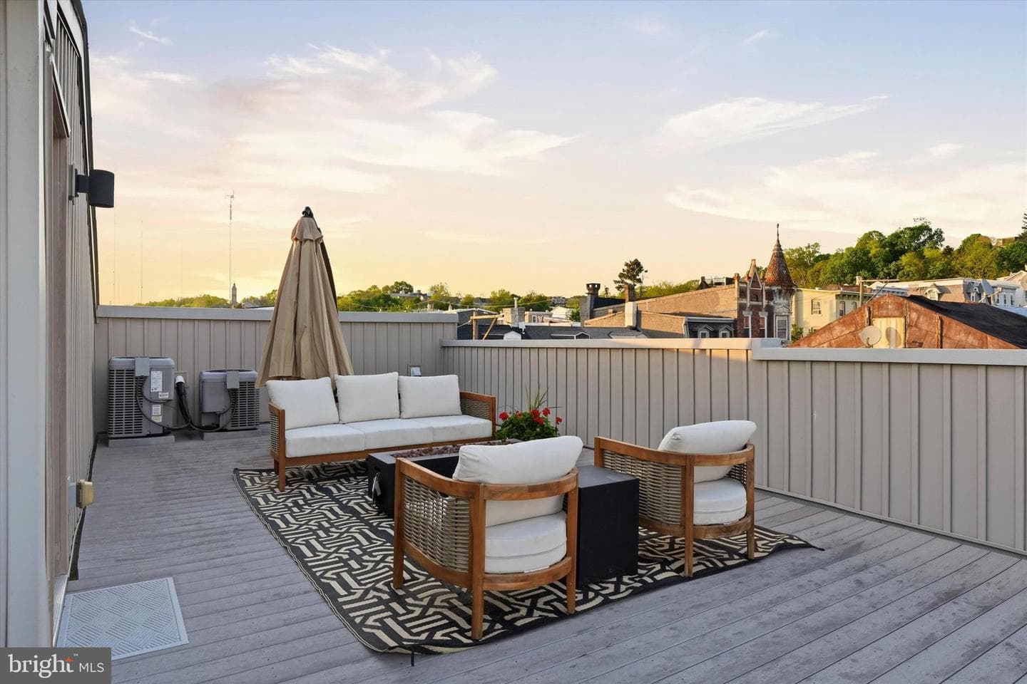 159 Green Lane photo 32
