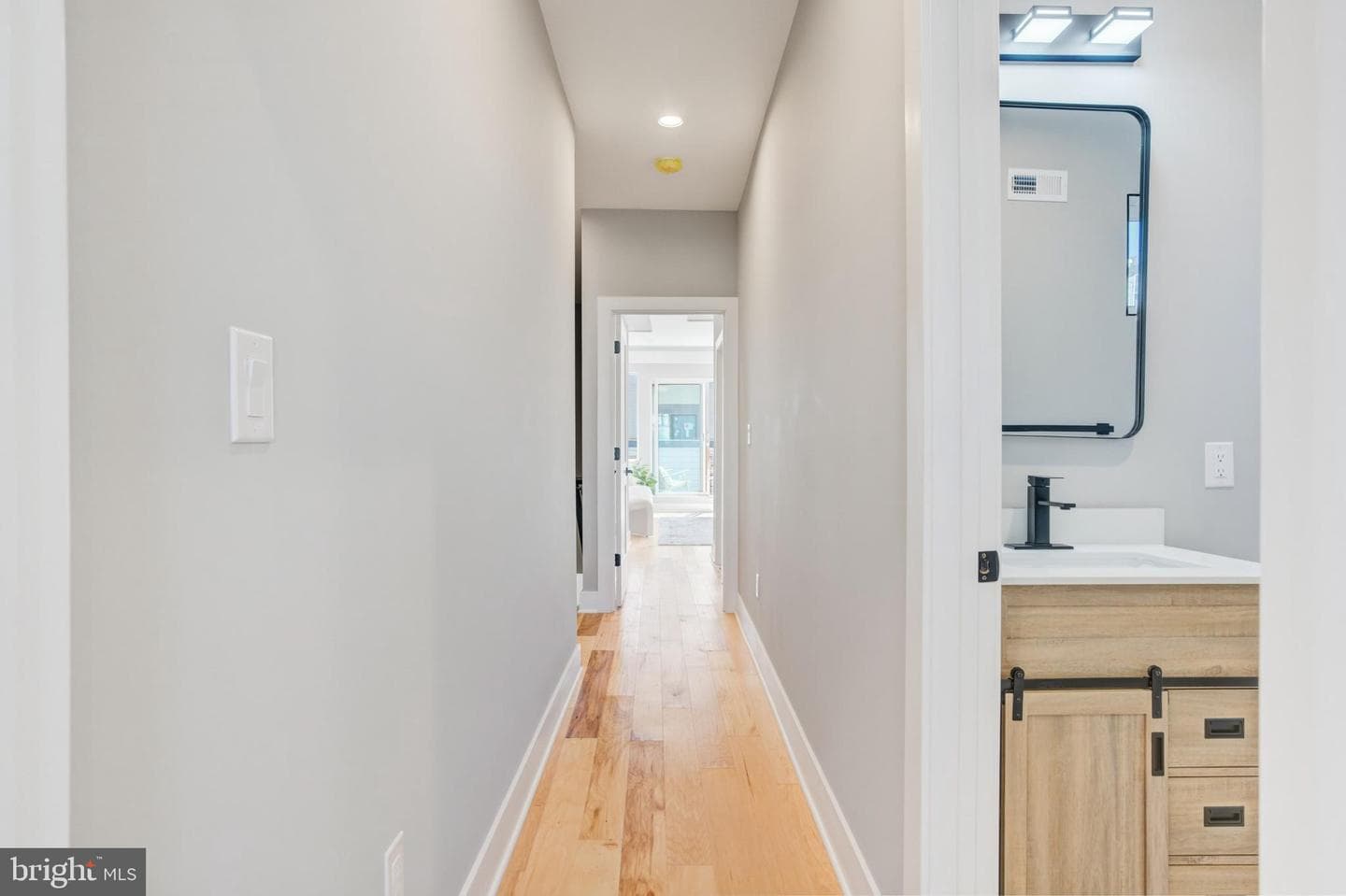 298 Delmar Street #b photo 45