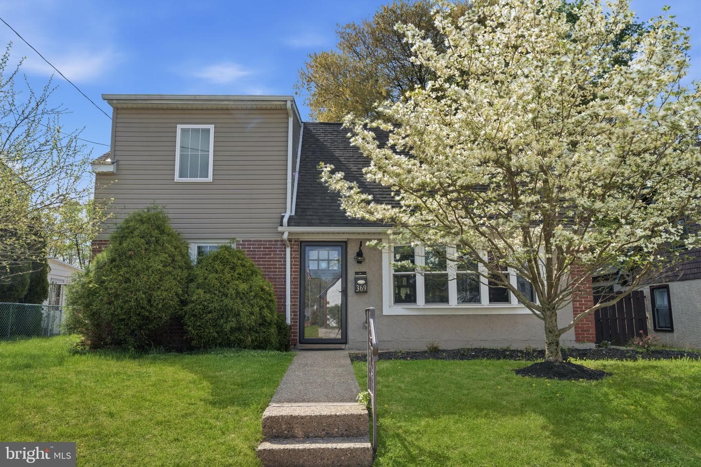 369 Livezey Street photo 3