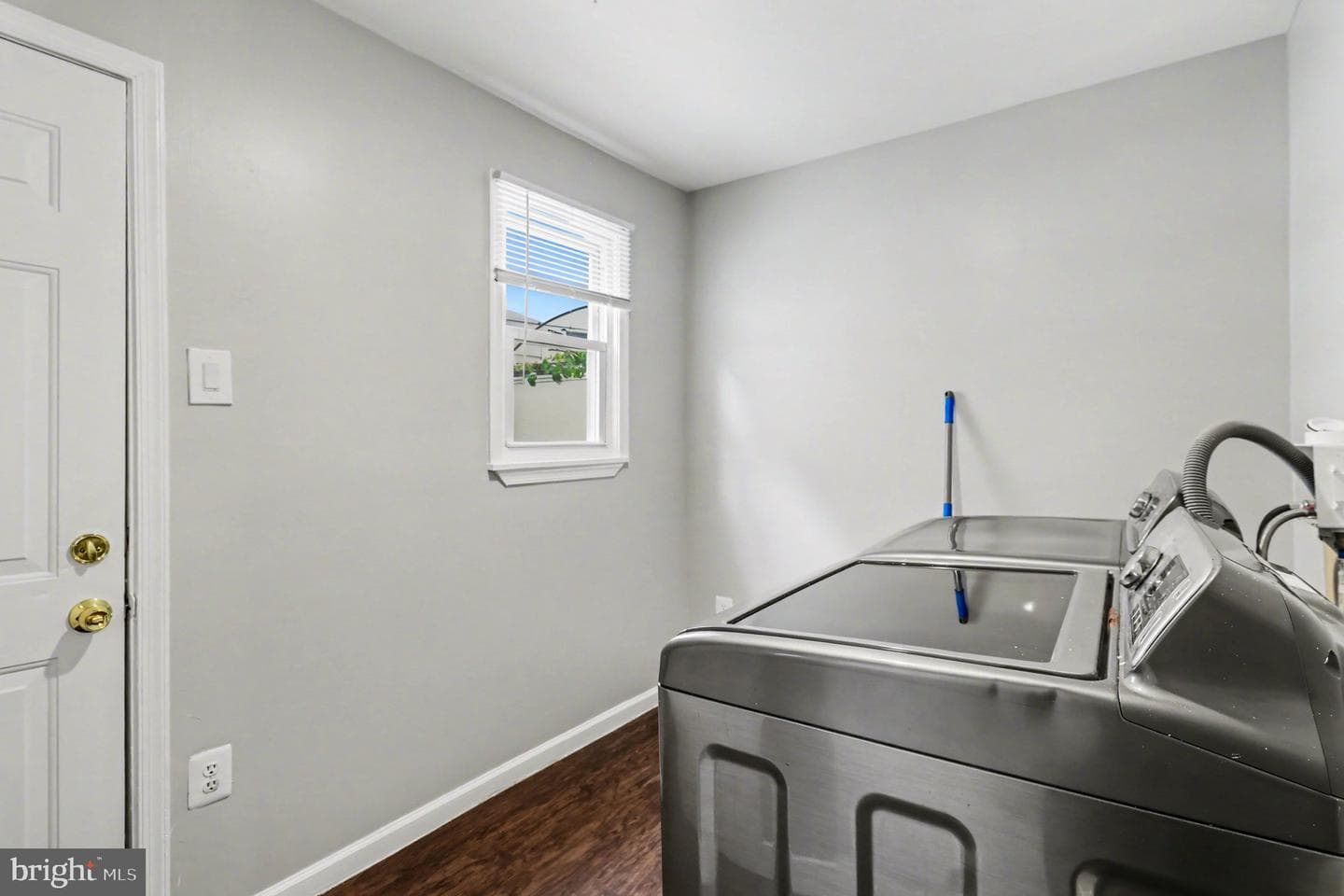 2238 Oakford Street photo 13