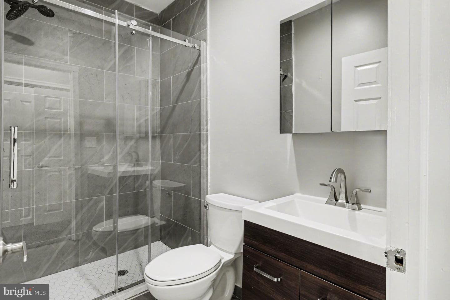 2238 Oakford Street photo 19
