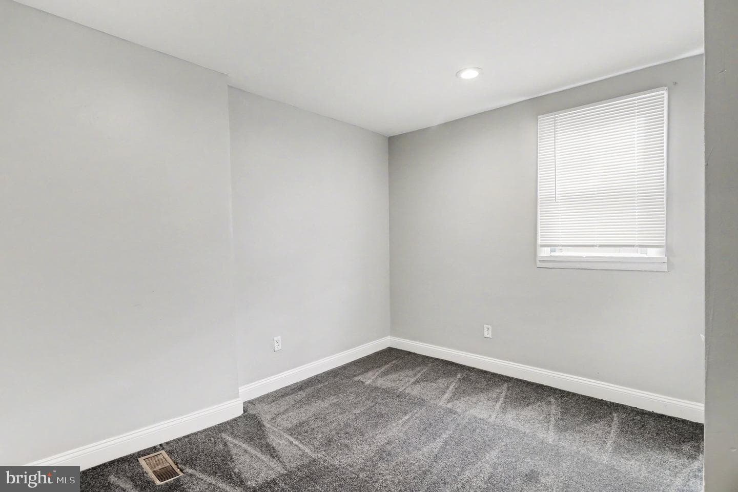 2238 Oakford Street photo 20