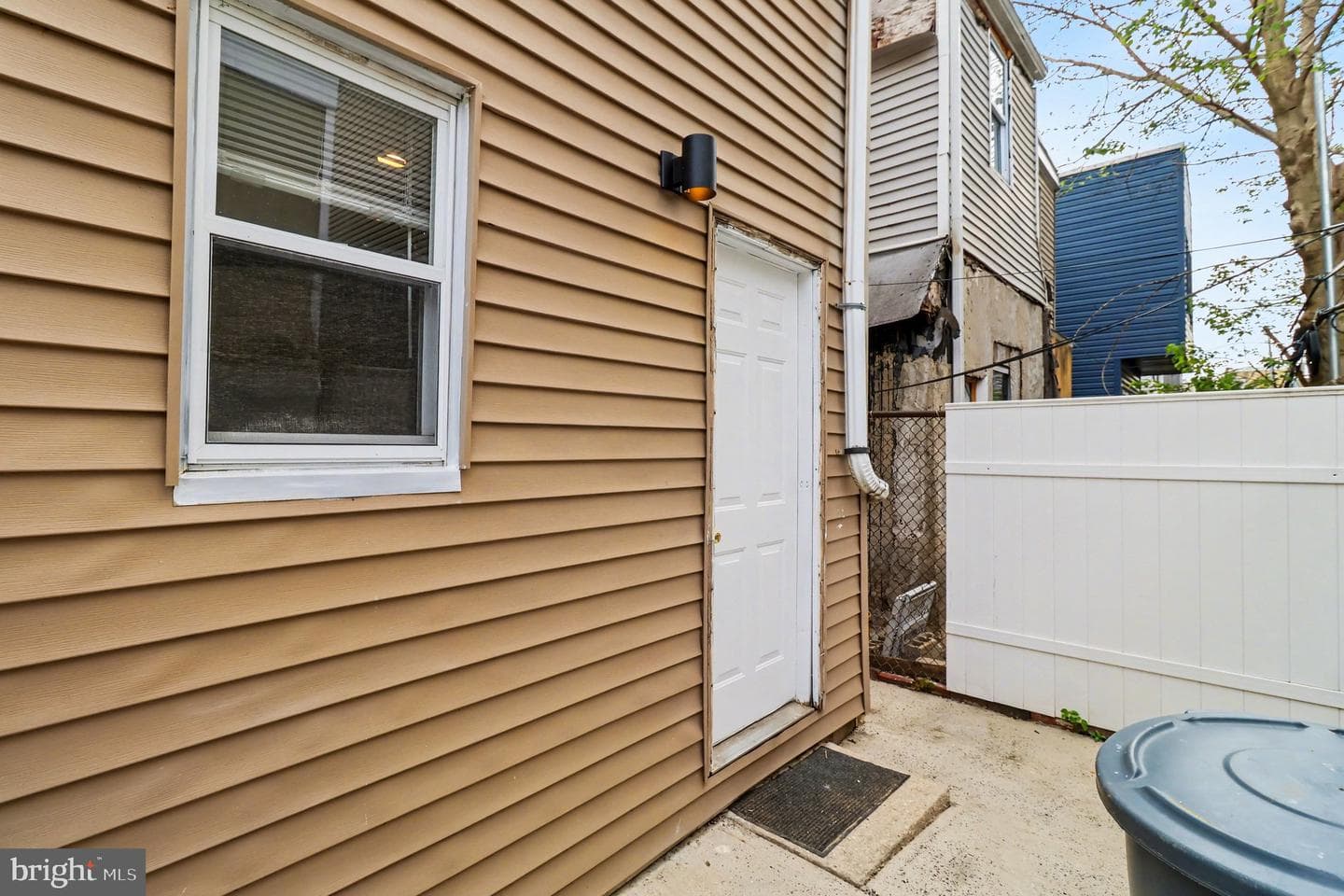 2238 Oakford Street photo 28