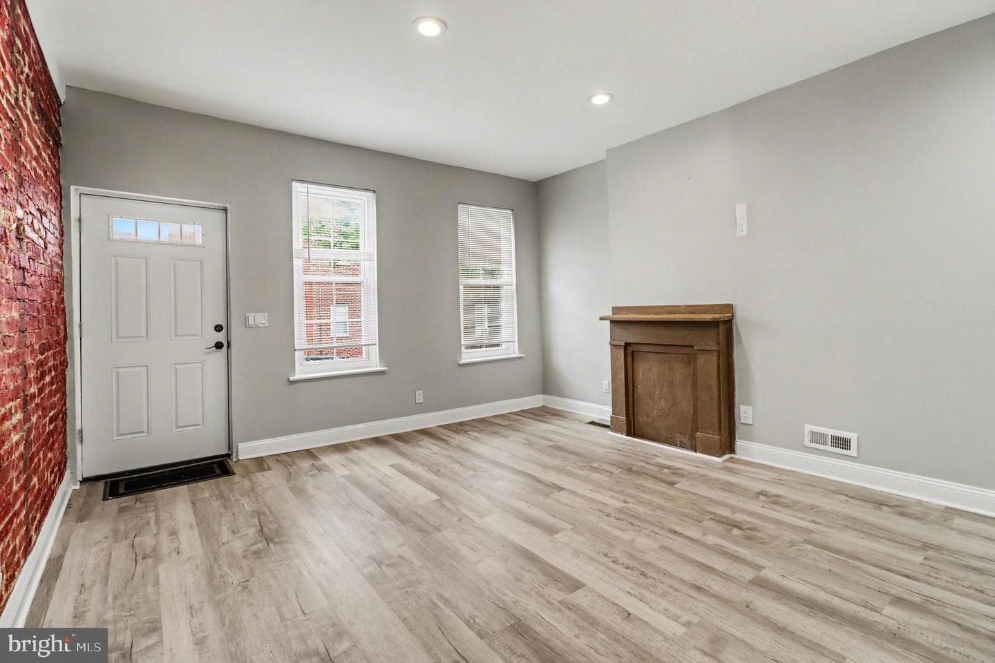 2238 Oakford Street photo 7