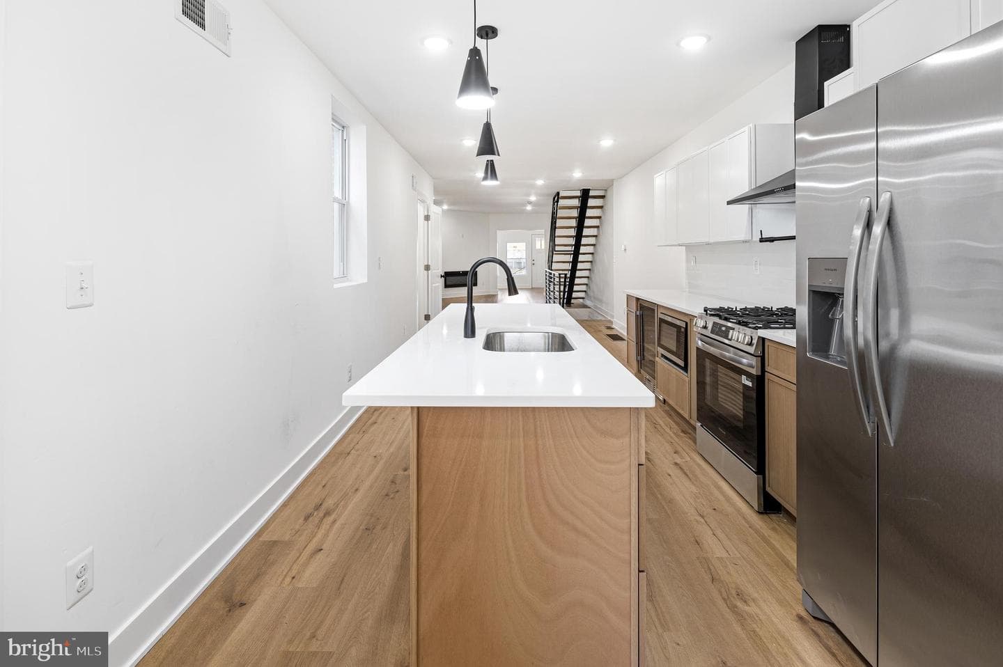 5817 Walnut Street photo 10